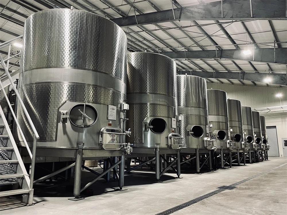 <b>4000L Commerical Complete Winery Making</b>